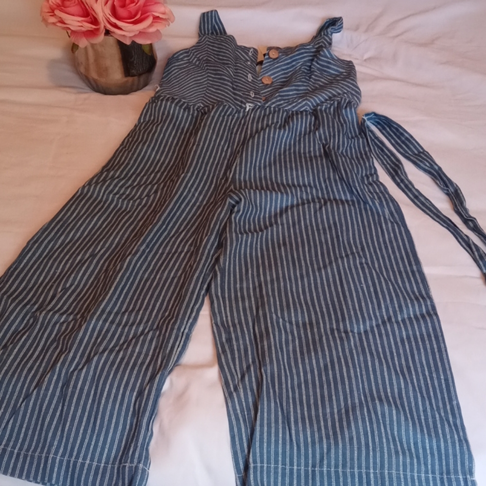 Jumpsuit - Picture 2 of 3